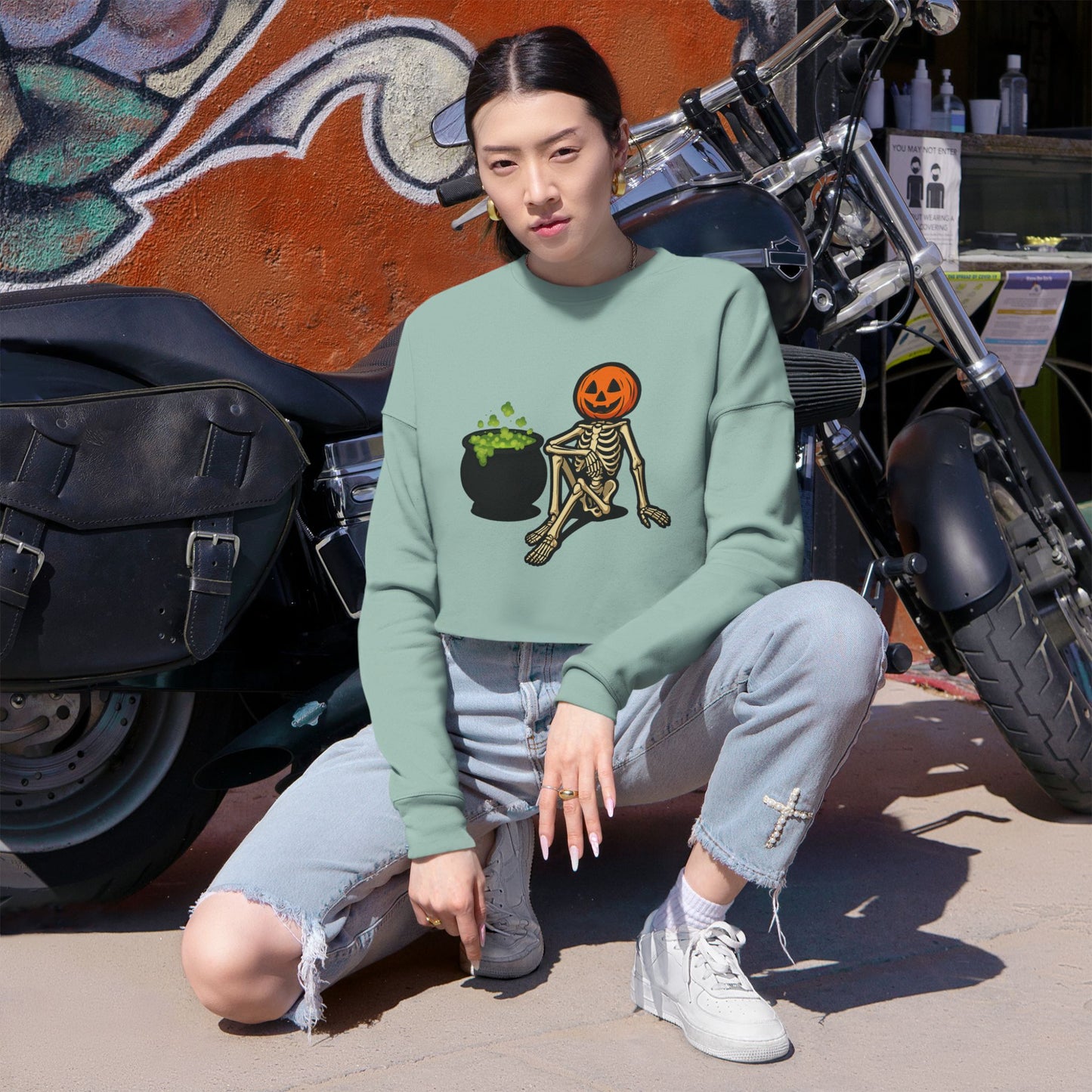 Halloween Skeleton Pumpkin Cropped Sweatshirt, Trendy Sweatshirt
